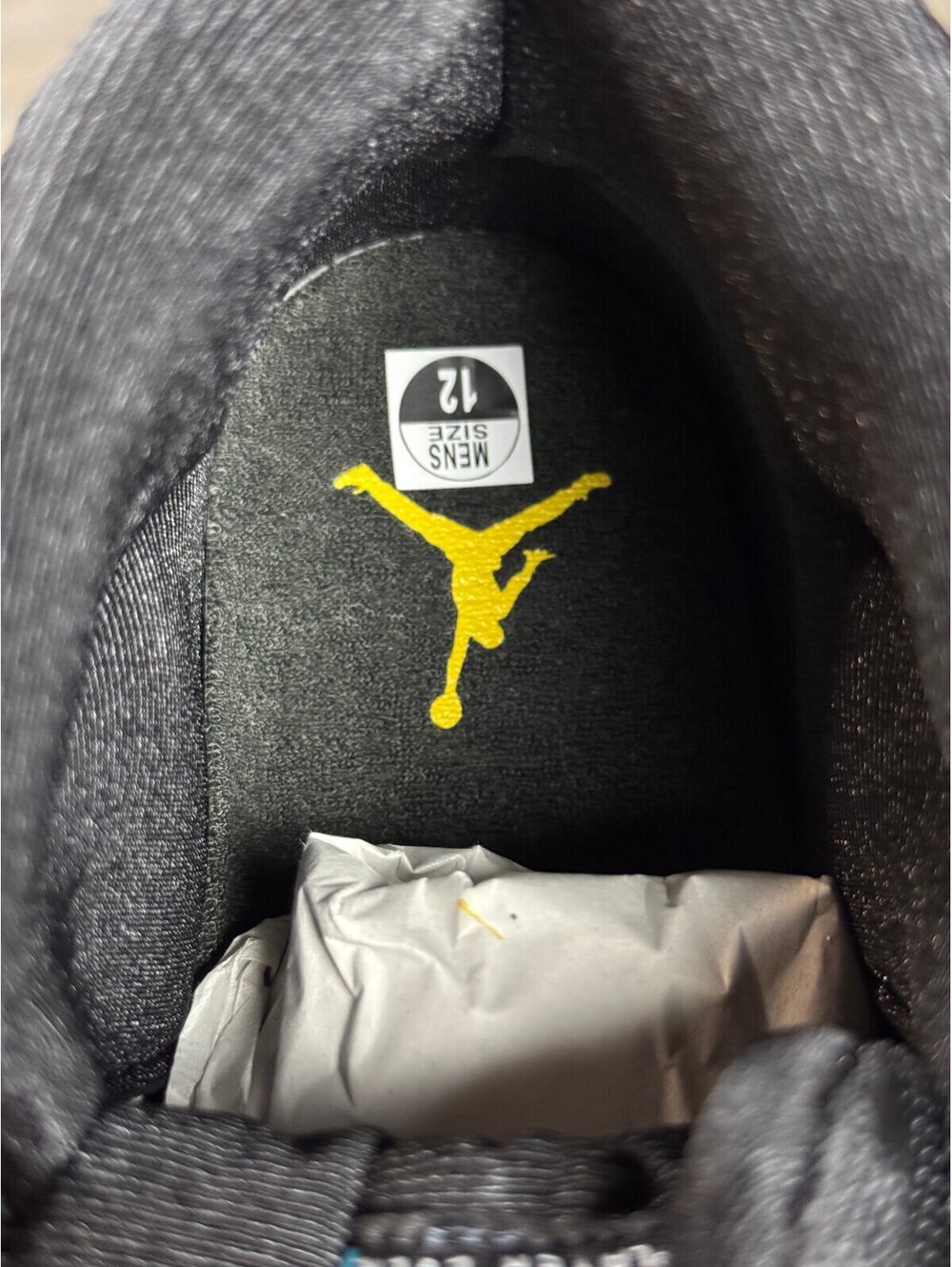 Size 12 - Air Jordan 11 Retro Gamma Blue (2025) - Picture 5 of 7
